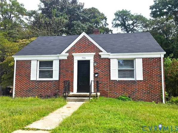 705 Elko Ave, Colonial Heights, VA 23834