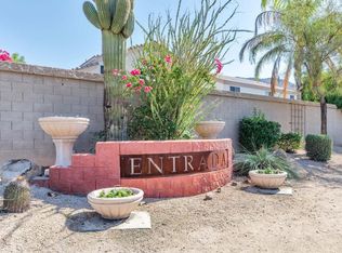 6421 W Desert Hollow Dr, Phoenix, AZ 85083