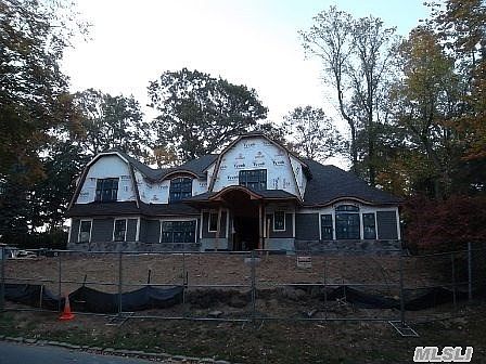 2nd image of 205 Elm Dr