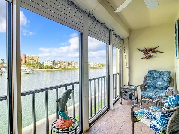 7420 Bay Island Dr S APT 275, South Pasadena, FL 33707