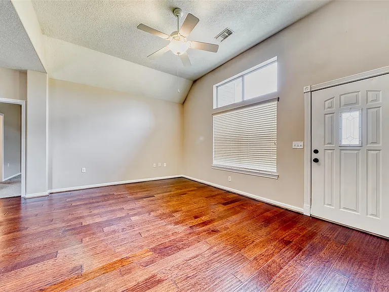 770 Hunt Rd #314 — Photo 7