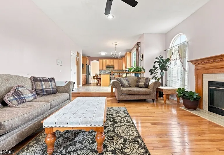 17 Grant Way — Photo 10