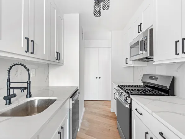 1655 Flatbush Avenue image 5 of 19