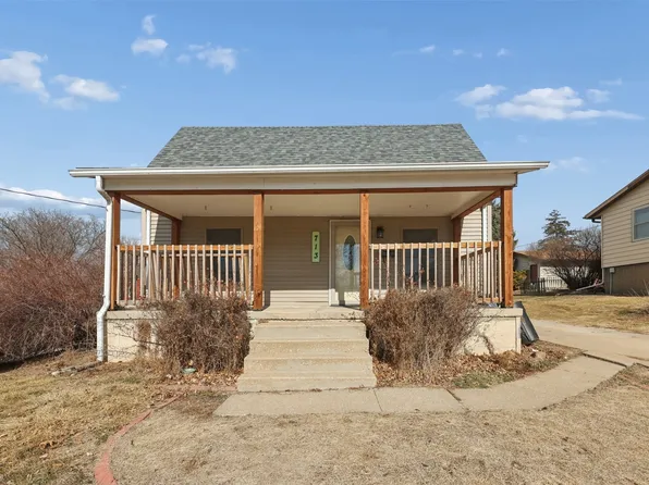 713 W Jefferson St, Knoxville, IA 50138