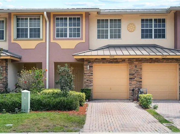 5435 SE Moseley Dr, Stuart, FL 34997