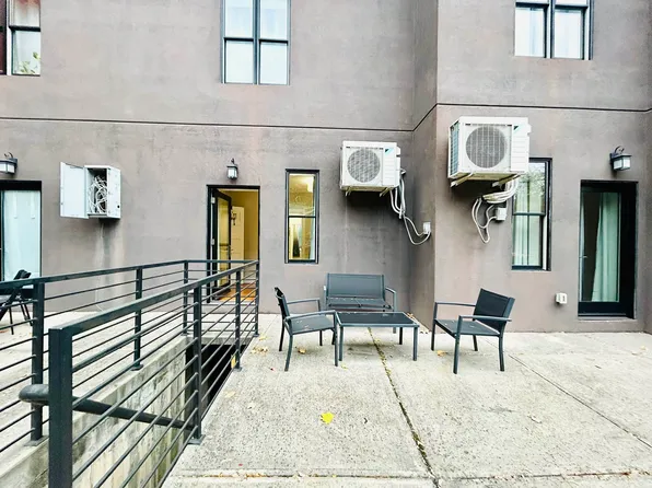 62 Somers Street image 14 of 16