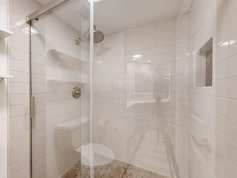 4200 N Miller Rd #309 — Photo 12