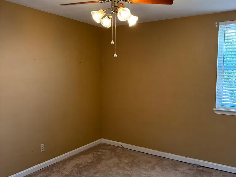 2906 Breezy Ter — Photo 67