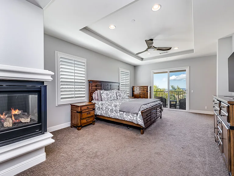 7377 Woods Ct — Photo 10