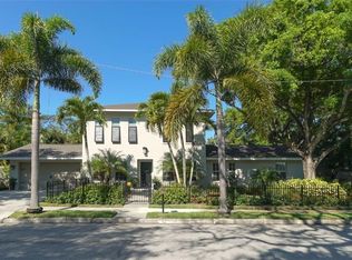 1108 Brewer Pl, Sarasota, FL 34236