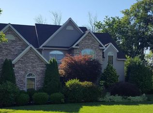 39 Erin Dr, Danville, PA 17821