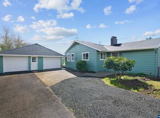 2205 Laura Ln, Dallas, OR 97338