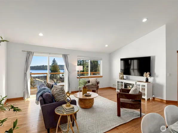 8498 Illahee Road NE, Bremerton, WA 98311