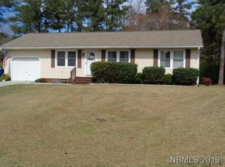 107 Poplar Rd, Havelock, NC 28532