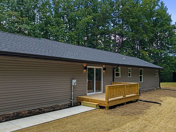 5th image of 751 Owl Hollow Rd