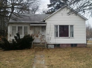 507 N Elizabeth St, Pana, IL