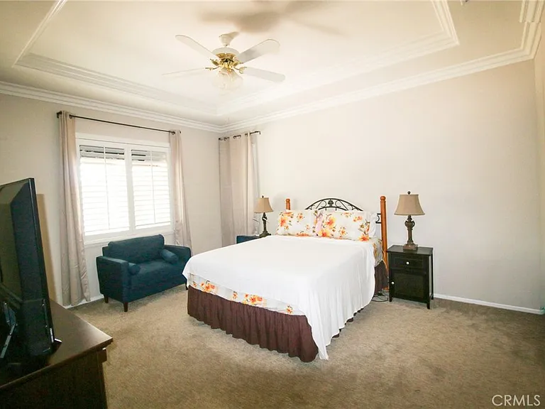 28025 Whisperwood Dr — Photo 5