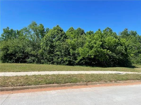 1821 NE 26th St, Oklahoma City, OK 73111