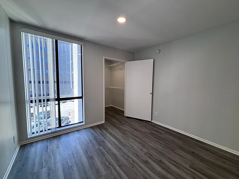 1223 Federal Ave — Photo 26