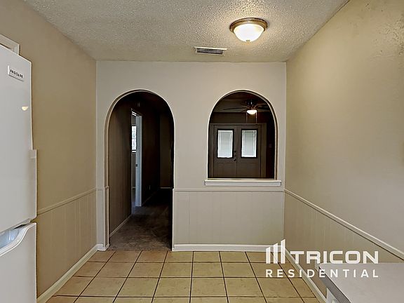 4th image of 1701 Homestead Pl