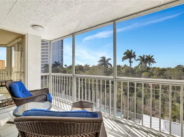 6573 Marissa LOOP #302, NAPLES, FL 34108