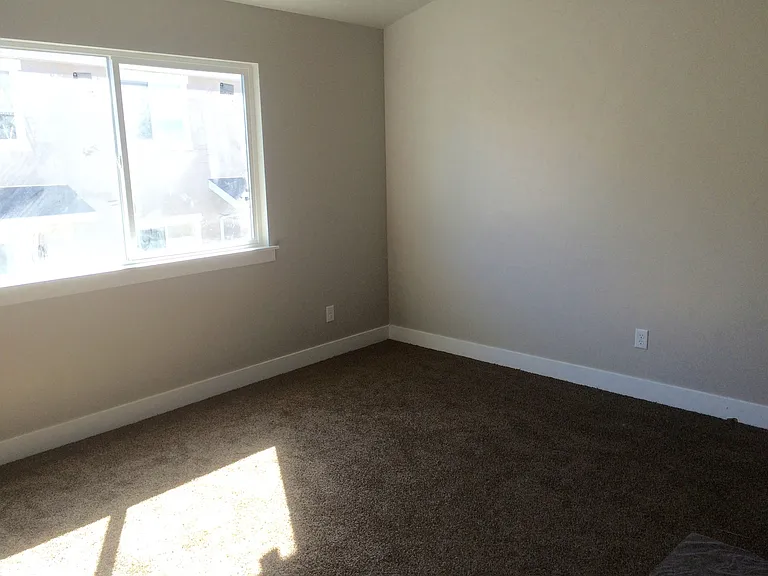 4453 W Mountain Run Ln — Photo 3