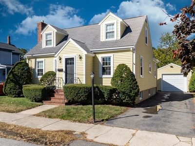 45 Pleasant St, Saugus, MA, 01906