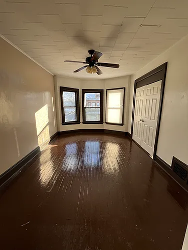 88 Arnold St #3 Photo 1