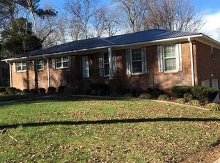 4914 Alburta Dr NW, Huntsville, AL 35816