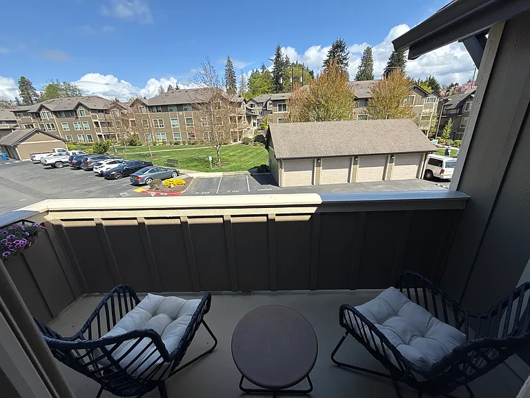 1900 Weaver Rd #P203 — Photo 5
