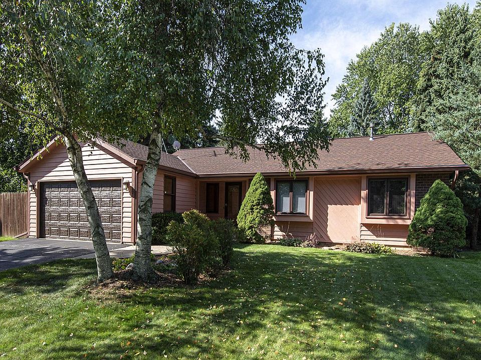 1st image of 1122 Revere DRIVE