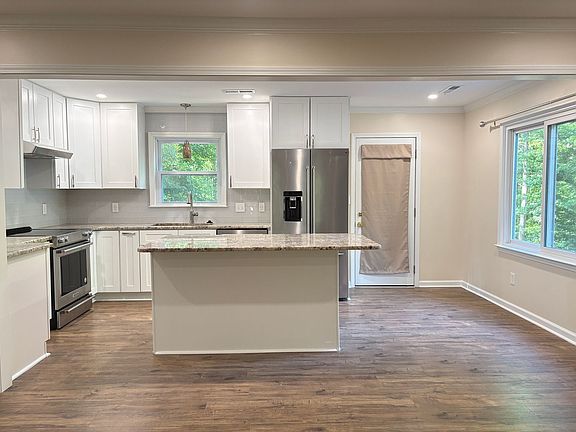 3rd image of 175 Will Austin Ct