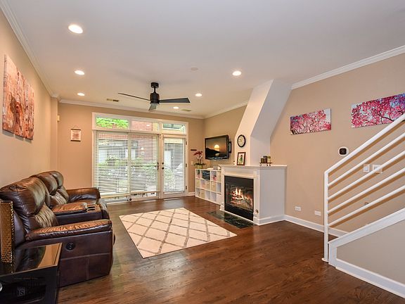 4th image of 1801 W Diversey Pkwy Unit 27