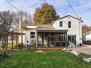 Back yard, 3 seasons porch.
