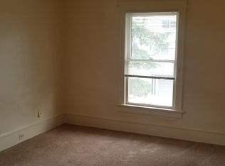 5203 15th Ave NE APT 4, Seattle, WA 98105