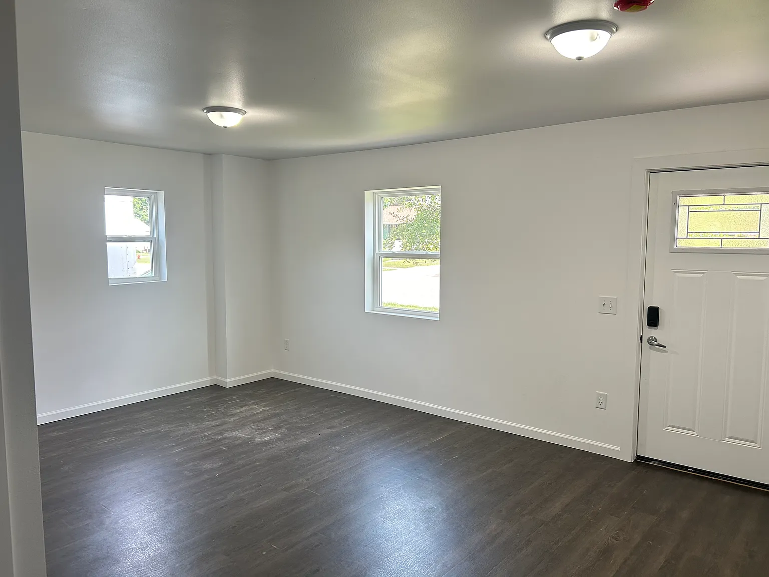 3 bed, 1200 sqft, $1,850 — Photo 3