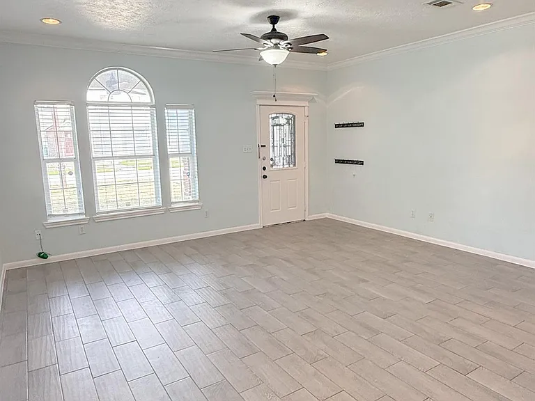 3348 Reeves St — Photo 13