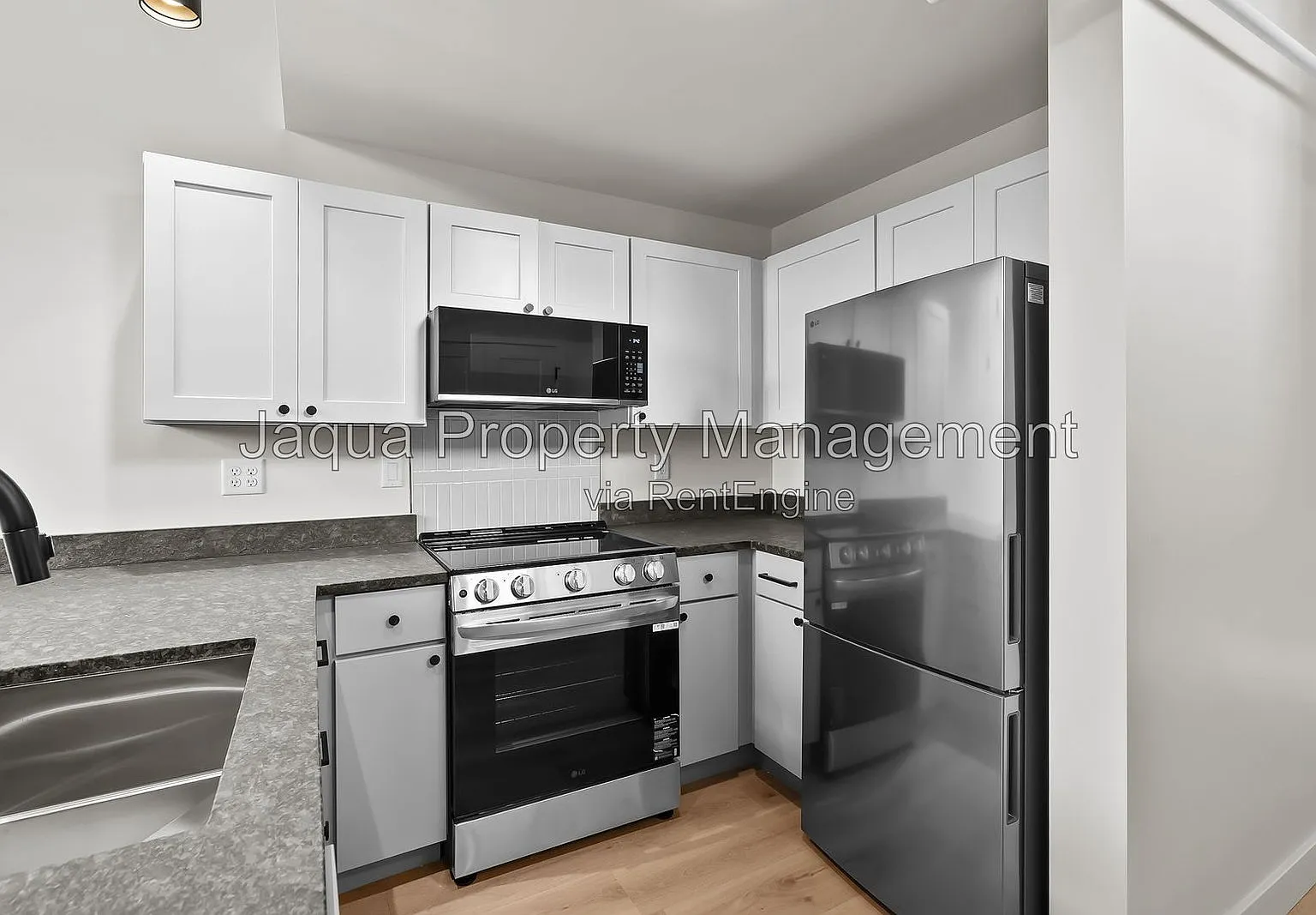 1 bed, 1.0 bath, 670 sqft, $1,650 — Photo 2