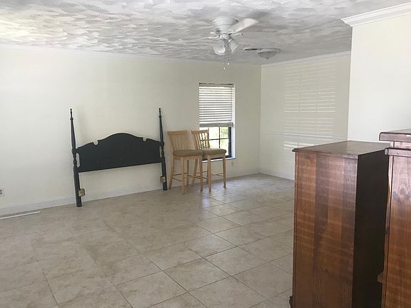 5th image of 180 10th Ct