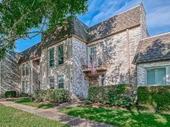 31 River Creek Way