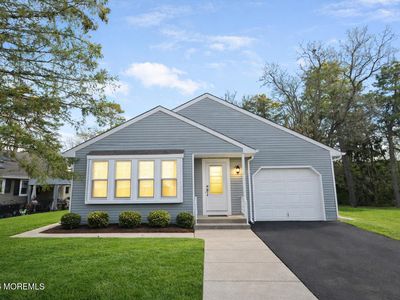 8 Abbey Lane, Manchester Township, NJ, 08759