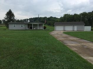 1745 Mount Jackson Rd, Enon Valley, PA 16120