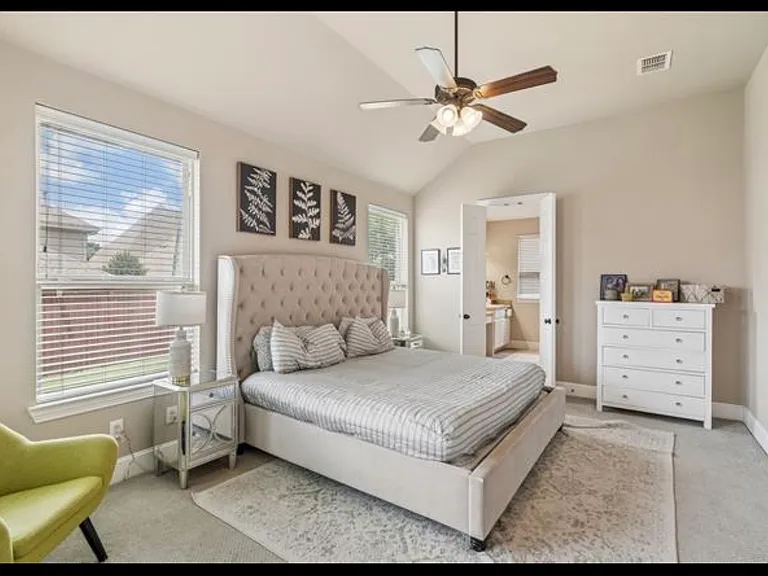 329 Hitch Wagon Dr — Photo 16