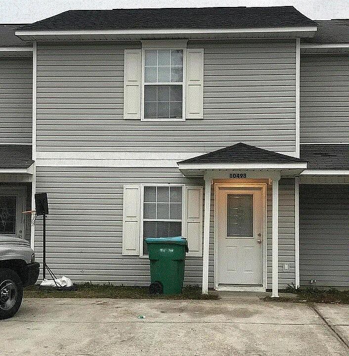 1st image of 10493 Cal Ln