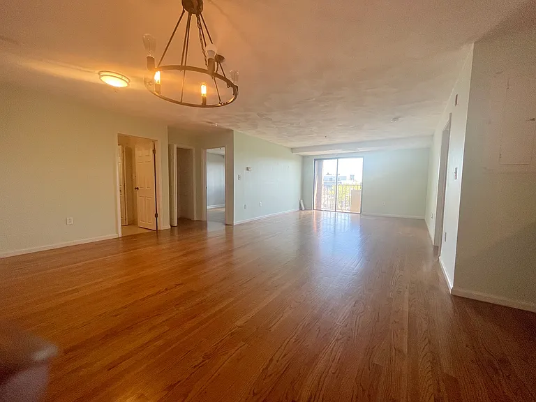 39 Parlin St #404 — Photo 6