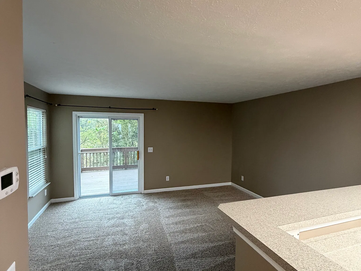 2 bed, 2.5 bath, 1216 sqft, $1,750 — Photo 3