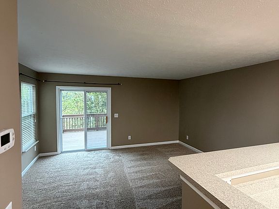 3rd image of 540 Flintlock Ct