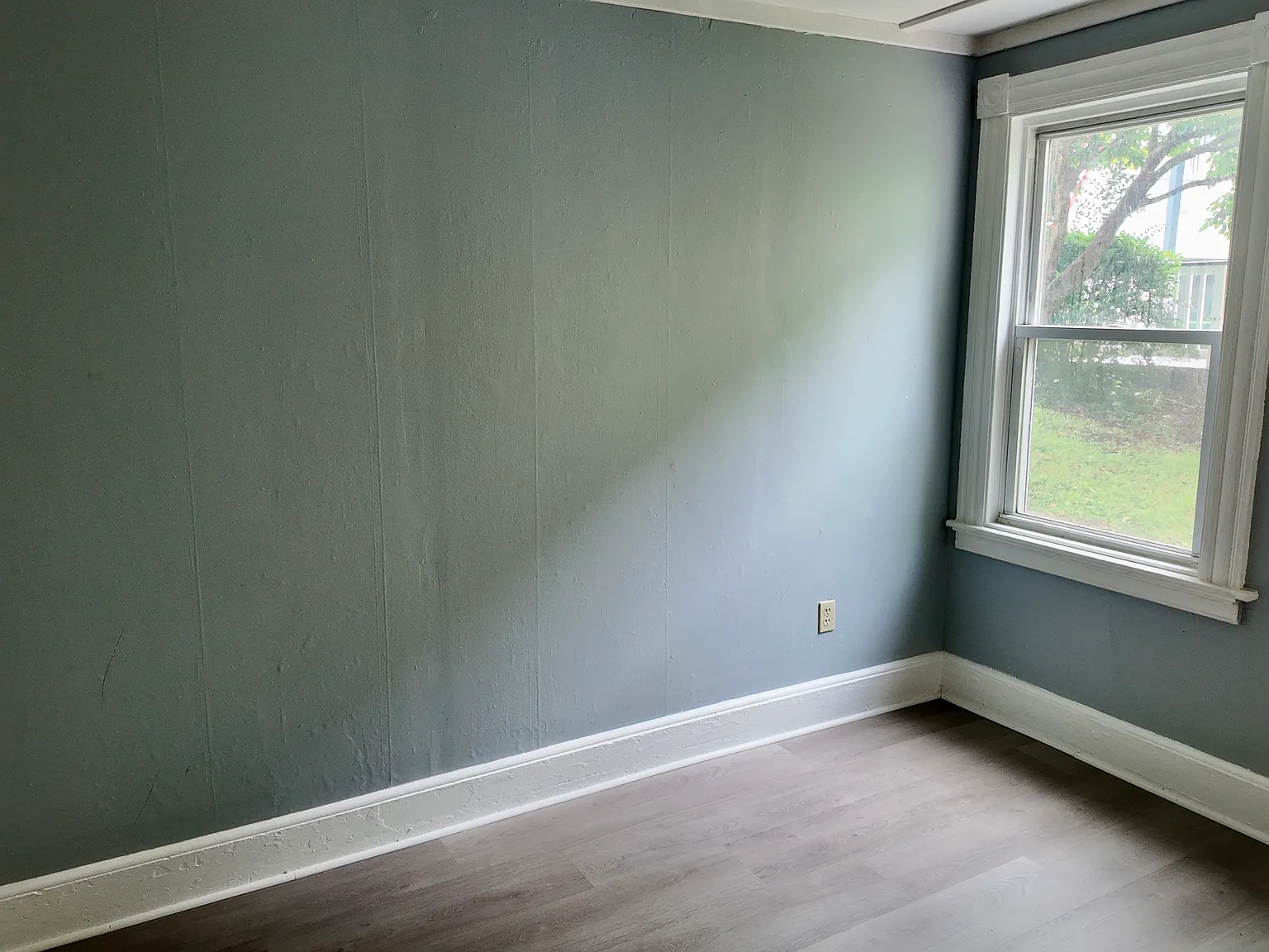2 bed, 700 sqft, $1,900 — Photo 3