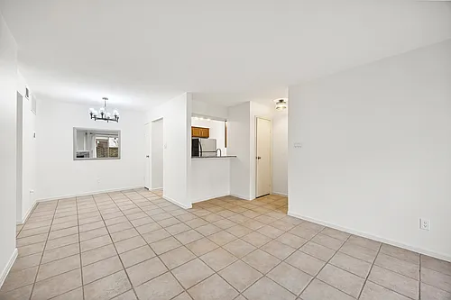 2120 El Paseo St Photo 1