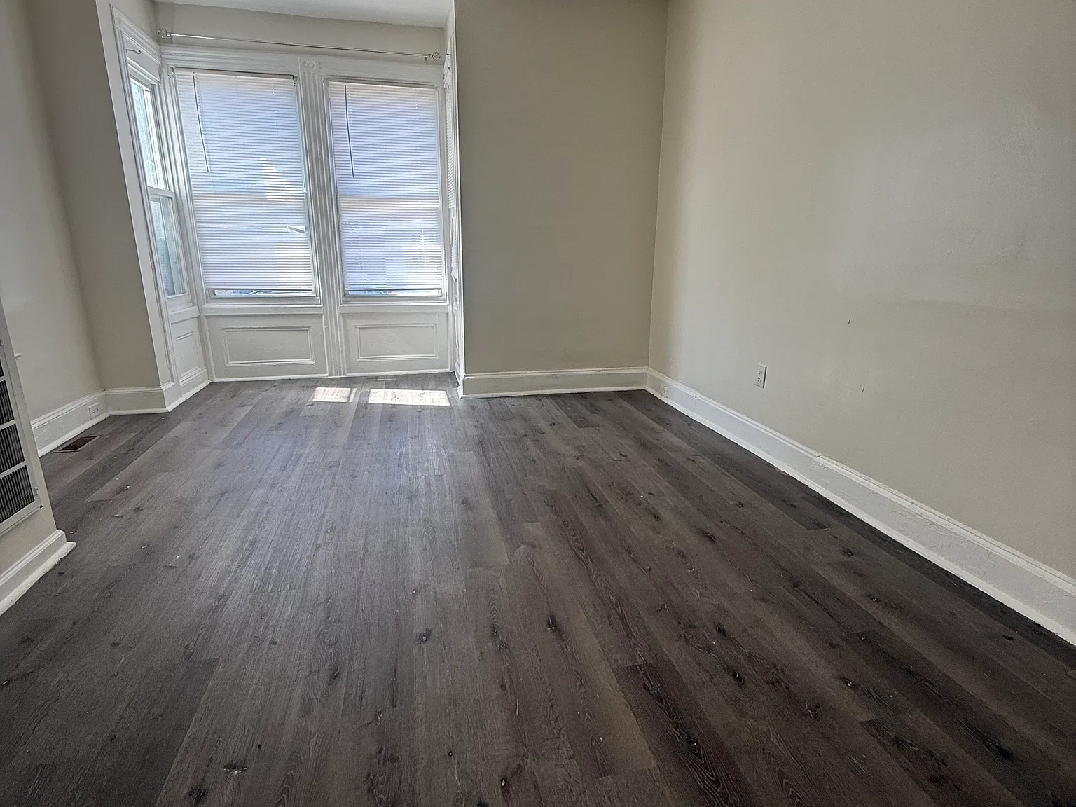 71 Wakeman Ave — Photo 3
